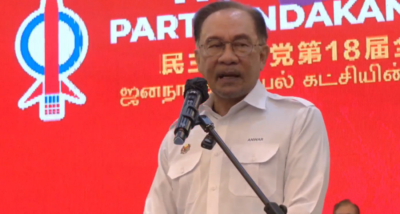 Anwar supports proposal to limit PM’s tenure to 10 years