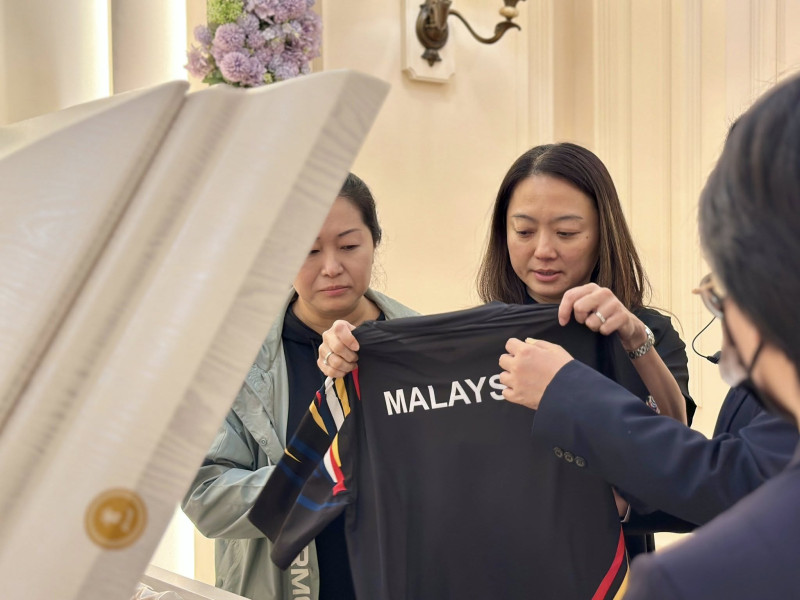 Volleyball-loving Yap Shing Xuen honoured with Team MAS jersey at cremation