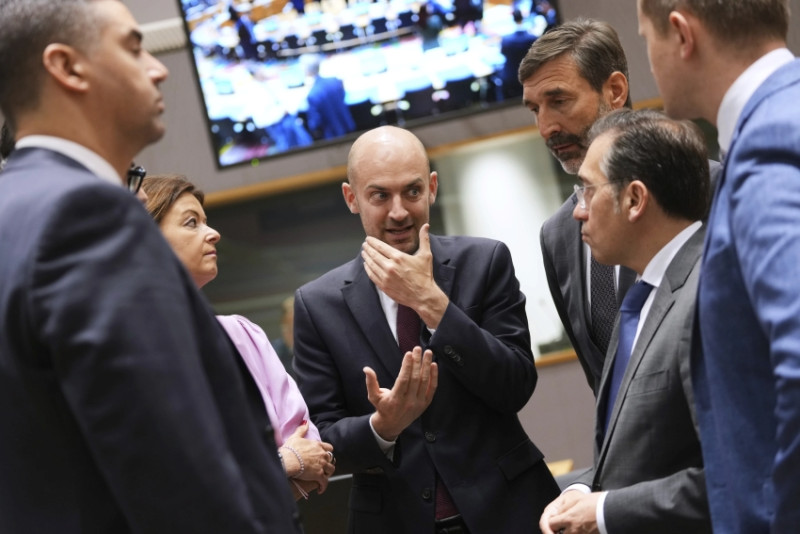 Europe pushes for diplomatic breakthrough to ensure Iran-U.S. tensions de-escalate