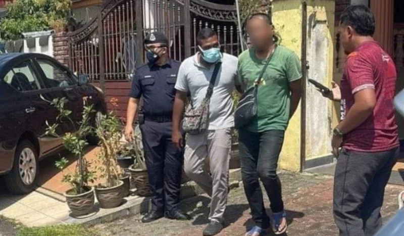 Man nabbed for allegedly insulting Islam, as clips emerge of him being assaulted