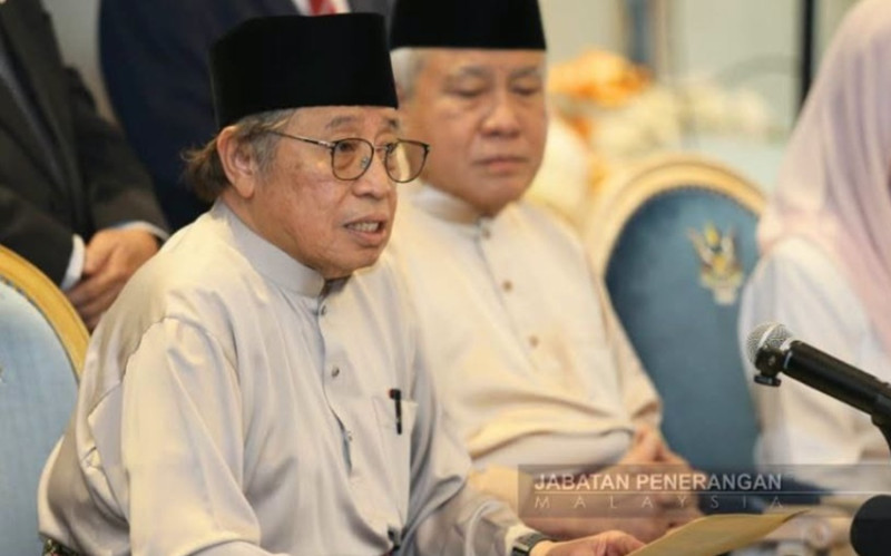 Abang Johari urges parties to respect law as Sarawak heads for polls