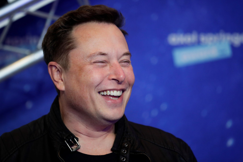 Elon Musk takes control of Twitter, fires executives US media