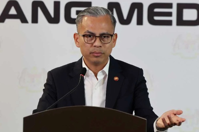 Report on Azam's alleged share ownership ready next week - Fahmi