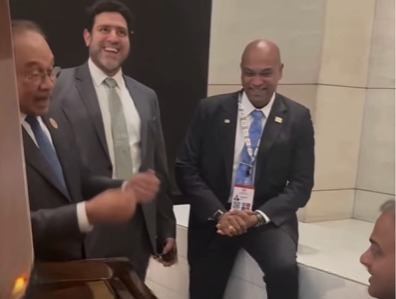 Anwar’s Kishore Kumar rendition strikes a chord in India