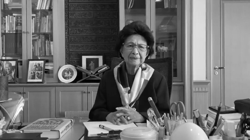 Wife of Tun M, Tun Dr Siti Hasmah passes away at 100 (UPDATED)