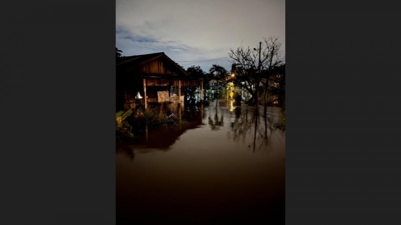 Kg Johan Setia flood affects 200 houses