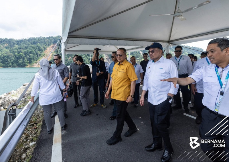 Anwar: Don’t be influenced by claims that Govt neglects Terengganu