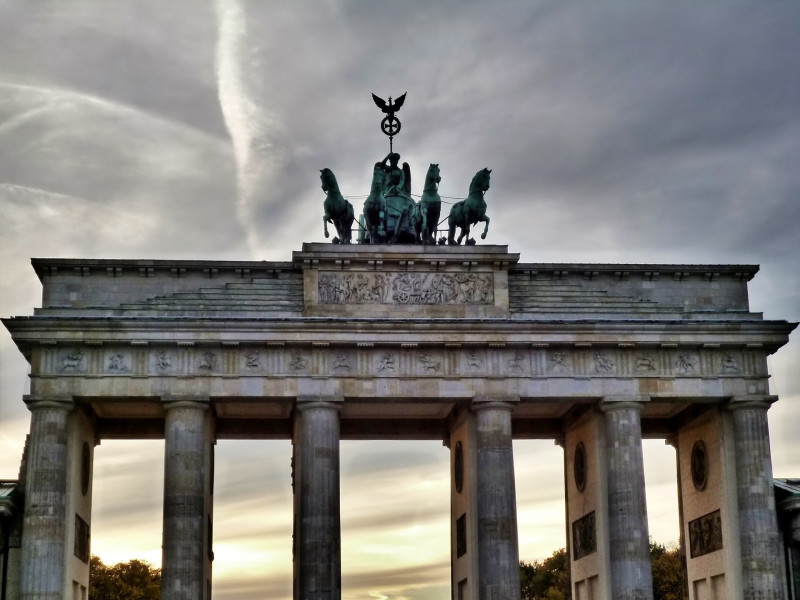 Virus deals biggest blow to German exports since 2009