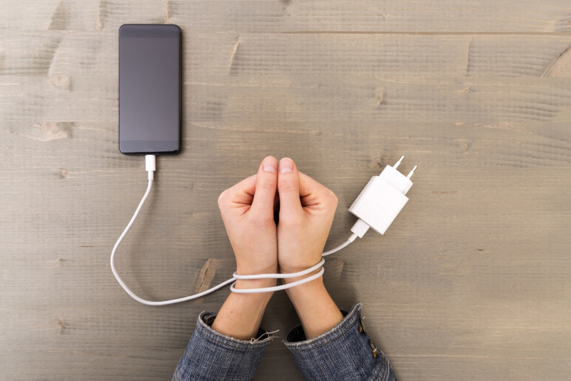 How fear of being smartphone free could drive problematic use