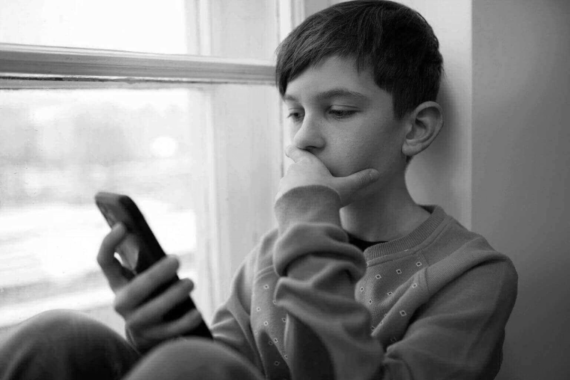 Australia defends under-16 social media ban as teen usage remains high despite restrictions