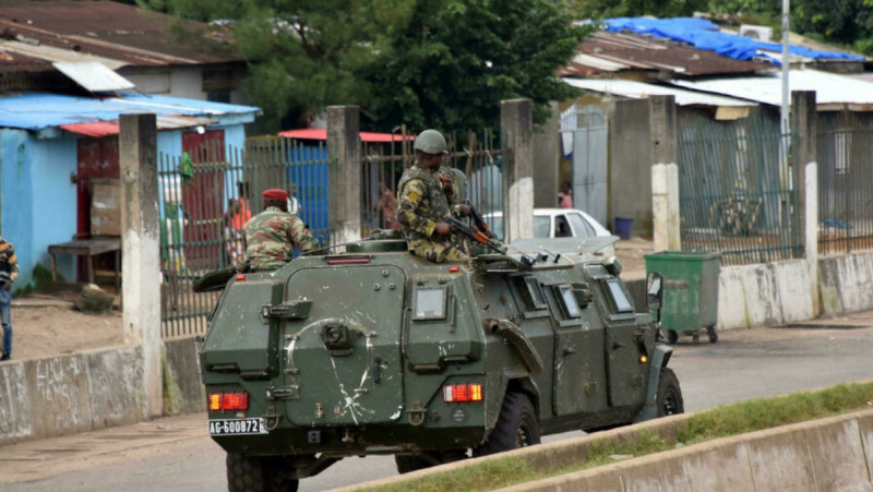 Army seizes power in Guinea, holds president