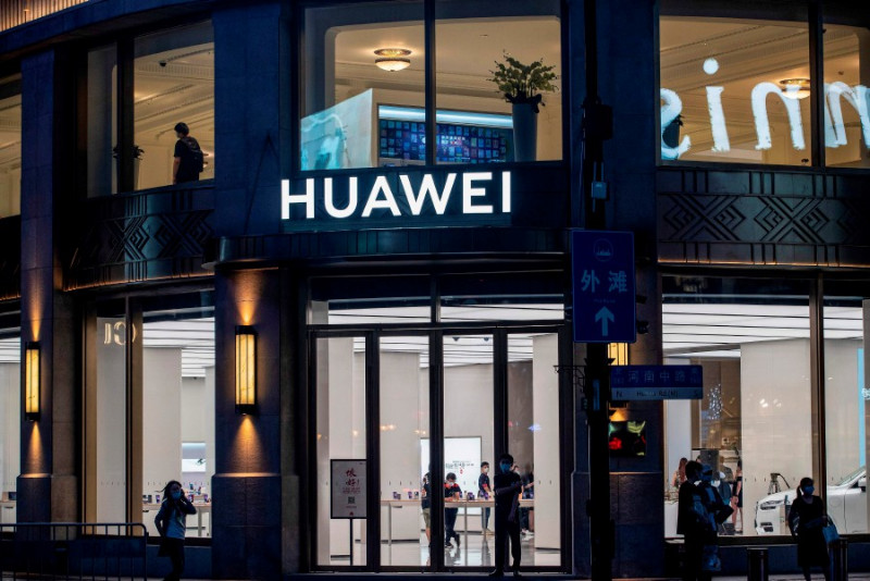 Huawei revenue growth wilts under 'intense pressure'