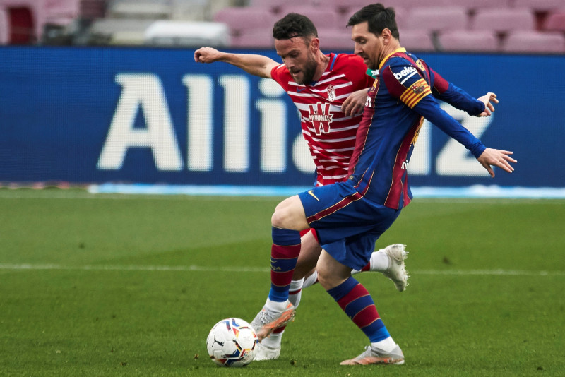 Barcelona's shock defeat keeps La Liga title race wide open