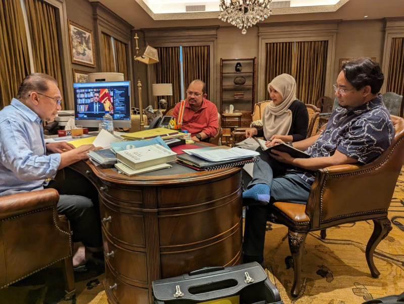 PM Anwar back in office after IJN check-up 
