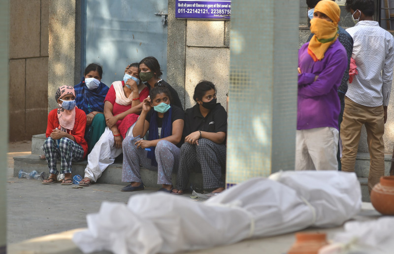 Delhi extends lockdown another week, as Covid-19 cases overwhelm hospitals