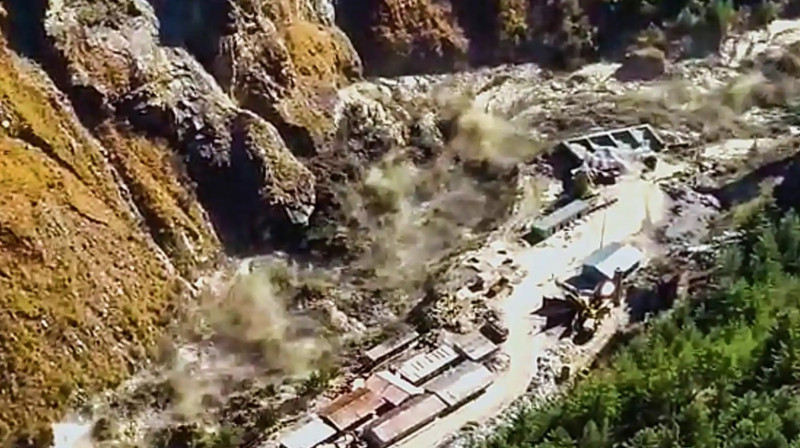 14 dead, 170 missing after Indian glacier breaks off