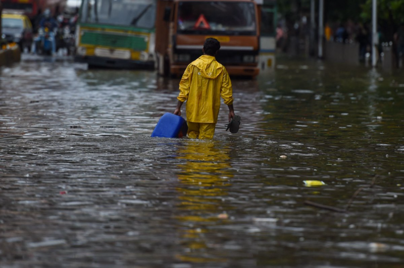 India issues red alert after 136 die following heavy rain