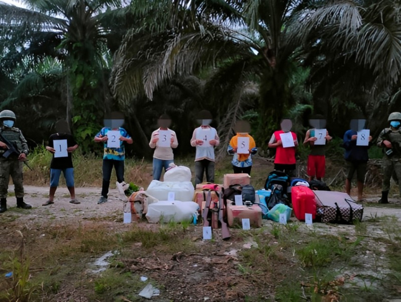 Irregular migrants caught entering S’wak with air rifles, machetes near Kalimantan border