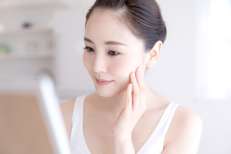 How smart mirrors could transform makeup shopping