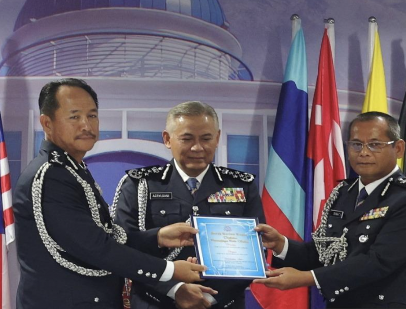 Jauteh Dikun officially becomes new Sabah police chief