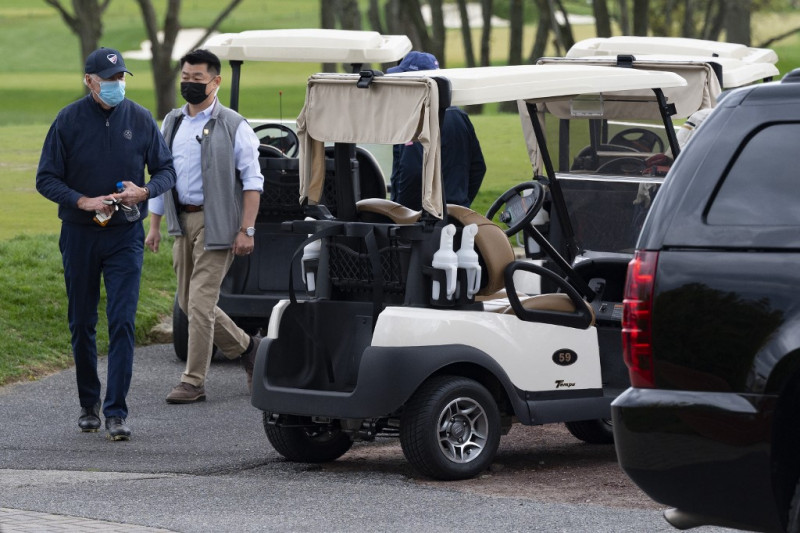 Biden hits the golf course for first time in presidency