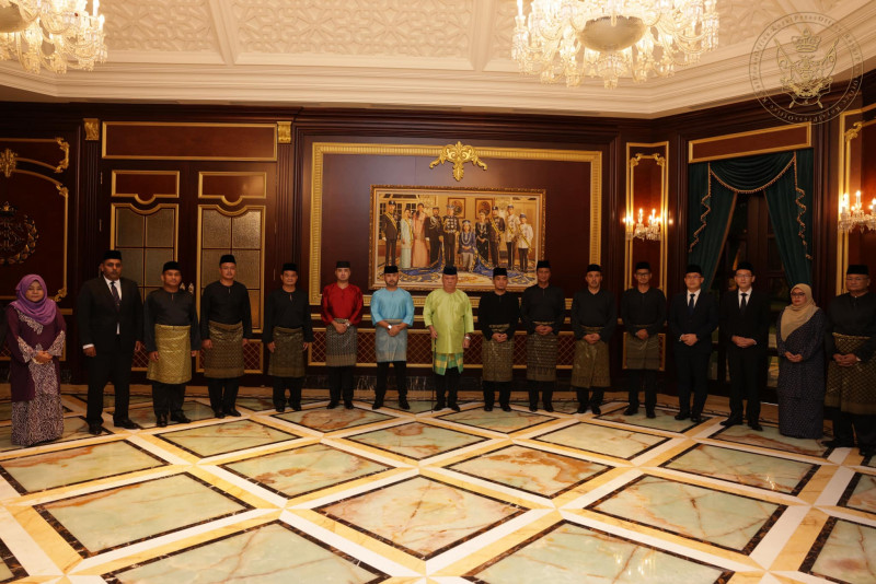 [UPDATED] Get to work or get booted out, Johor ruler reminds new exco
