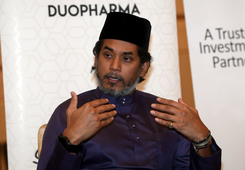 Khairy calls for Umno polls ahead of GE15