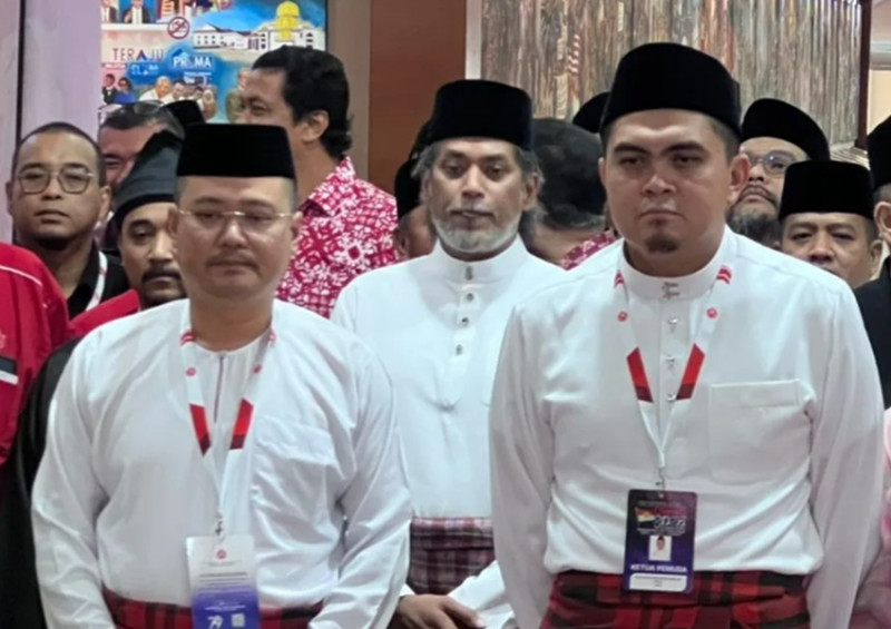 KJ's presence steals spotlight at UMNO general assembly