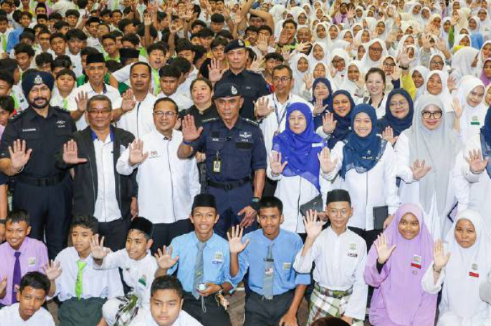 KL police to double school deployments in traffic law crackdown