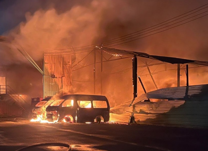 Fire razes storage facility at Miri industrial estate