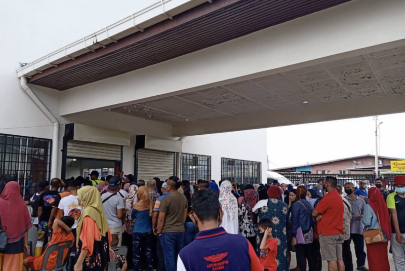 Over 1,000 displaced after Tawau village blaze