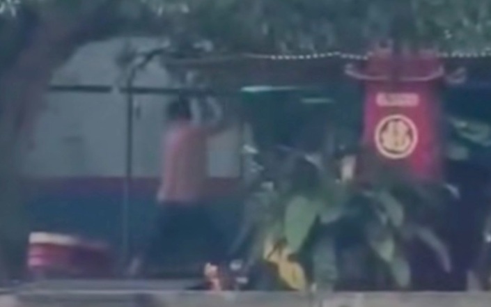Elderly man dies after being beaten repeatedly