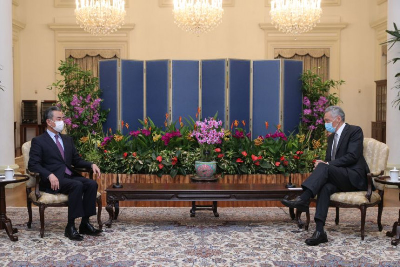 China’s foreign minister visits S’pore in pushback against US