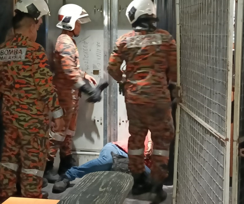 Elevator technician killed as doors slam shut 