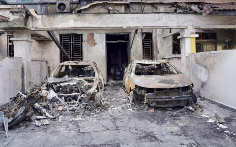 Four families in Bukit Indah JB, live in fear after Molotov cocktails thrown at their homes