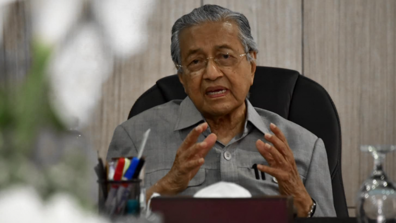 Relocation of 2,500 Bukit Malut families too costly, says Dr Mahathir