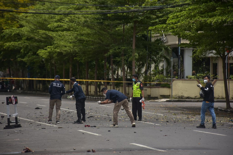 Indonesia church suicide bombers were newlyweds