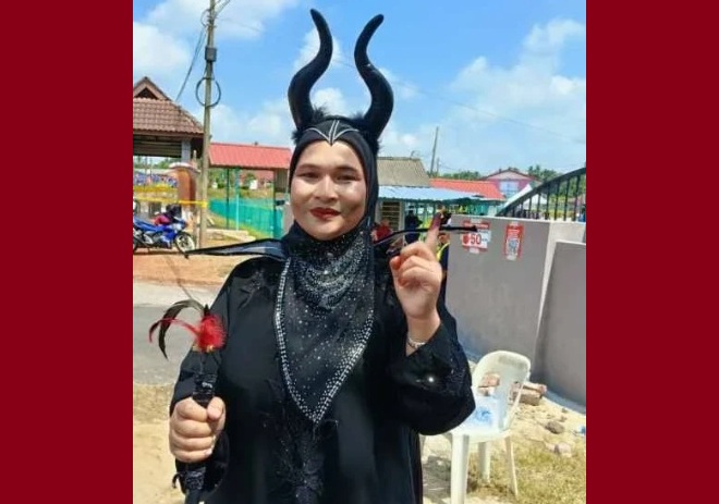 PRNNS: Maleficent steals the show at Felda Palong polling station
