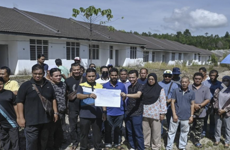 Marang home buyers fume over abandoned project