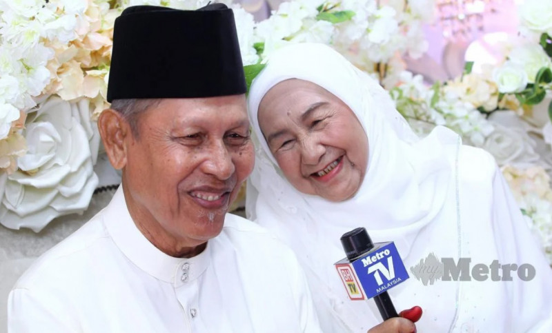 Woman with 44 grandchildren, 15 great-grandchildren weds at 78 