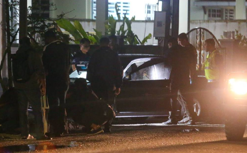 Man, woman found dead with stab wounds, believed to be murdered