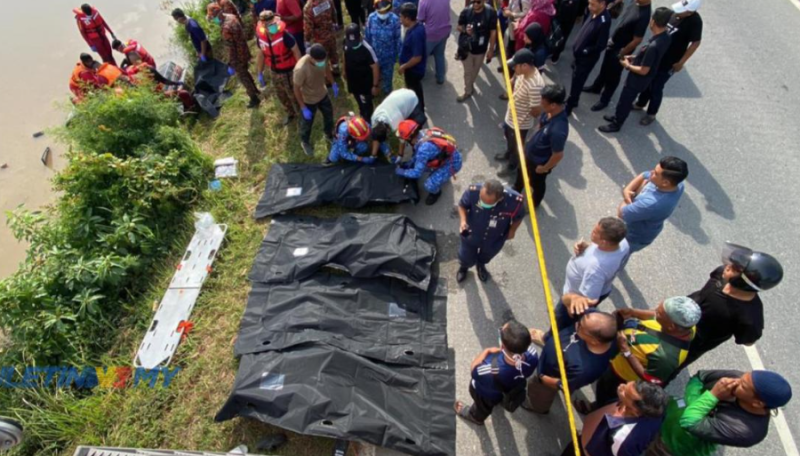 Bodies of 6 family members found in car at bottom of Sungai Korok