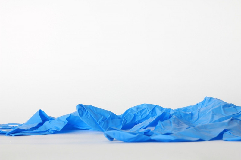 Sell-offs in rubber glove counters drag Bursa down