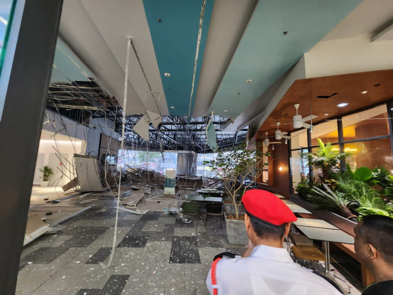 Three injured as mall ceiling collapses during heavy downpour