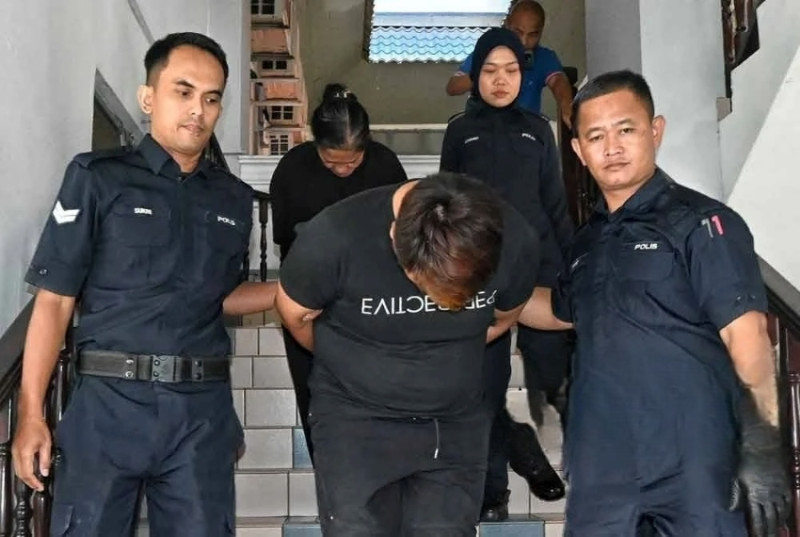 Two accused of hiding stolen baby formula in clothing plead not guilty in Melaka court
