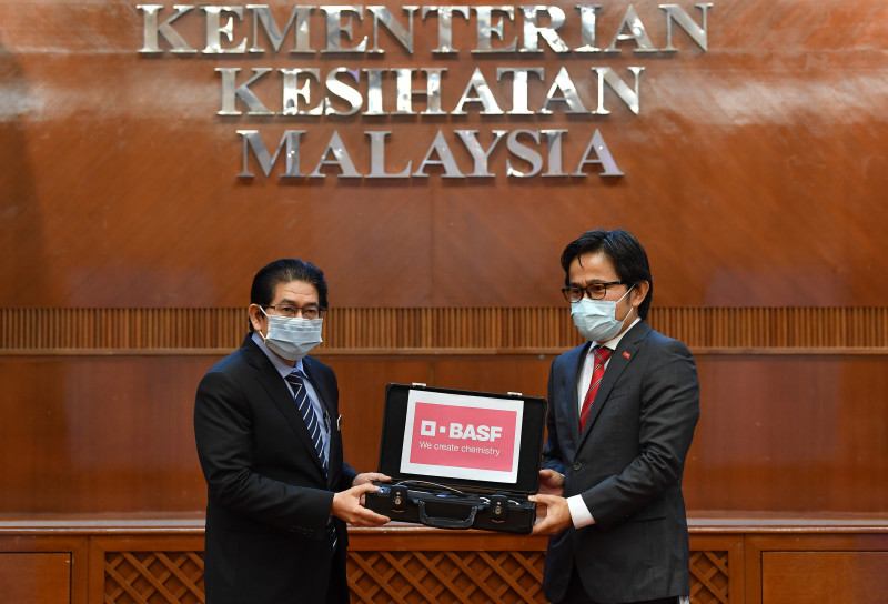 BASF donates equipment to Ampang, Selayang and Sg Buloh hospitals