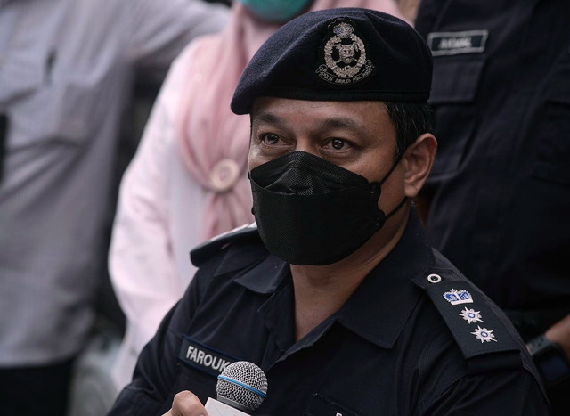 Ampang man throws chair while filing report, gets arrested for porn