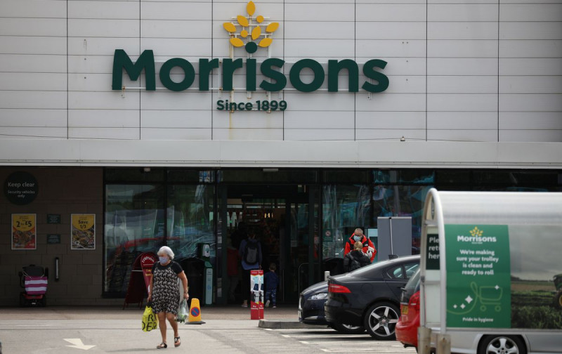 US private equity firm wins auction for UK’s Morrisons