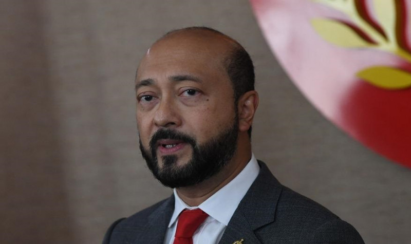 RM13 mil transfer not in my time, says Mukhriz, as Sanusi shows documents