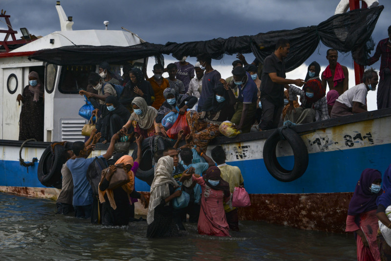 Hope away from home, for a world where refugees are always included – Merhrom
